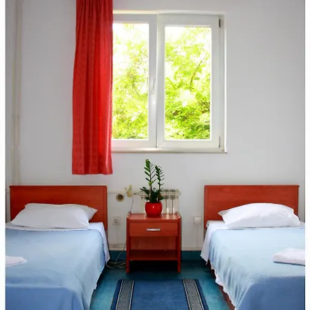 Dujam Hostel